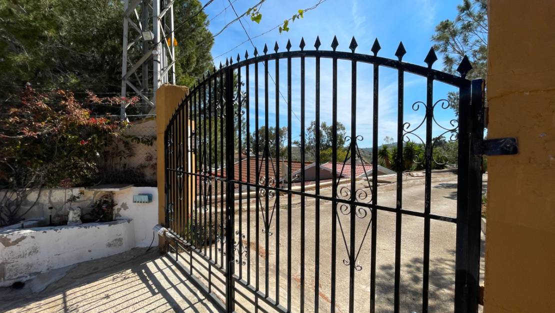 Sale - Villa - Guardamar del Segura - Guardamar del Segura Centro