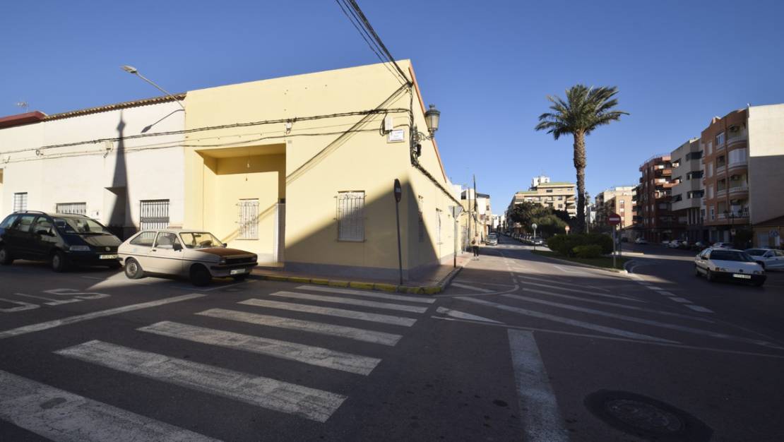 Sale - Villa - Guardamar del Segura - Guardamar del Segura Centro