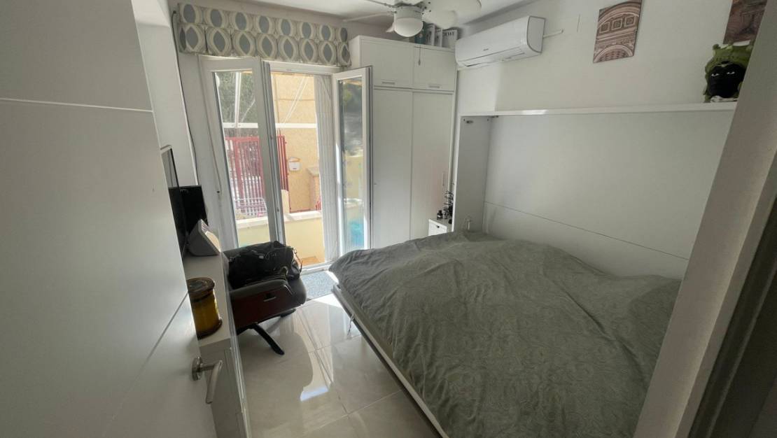 Sale - Villa - Guardamar del Segura - Guardamar del Segura Centro