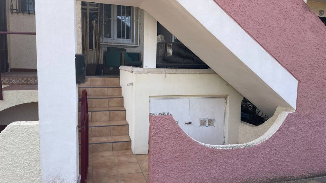 Sale - Villa - Guardamar del Segura - Guardamar del Segura Centro