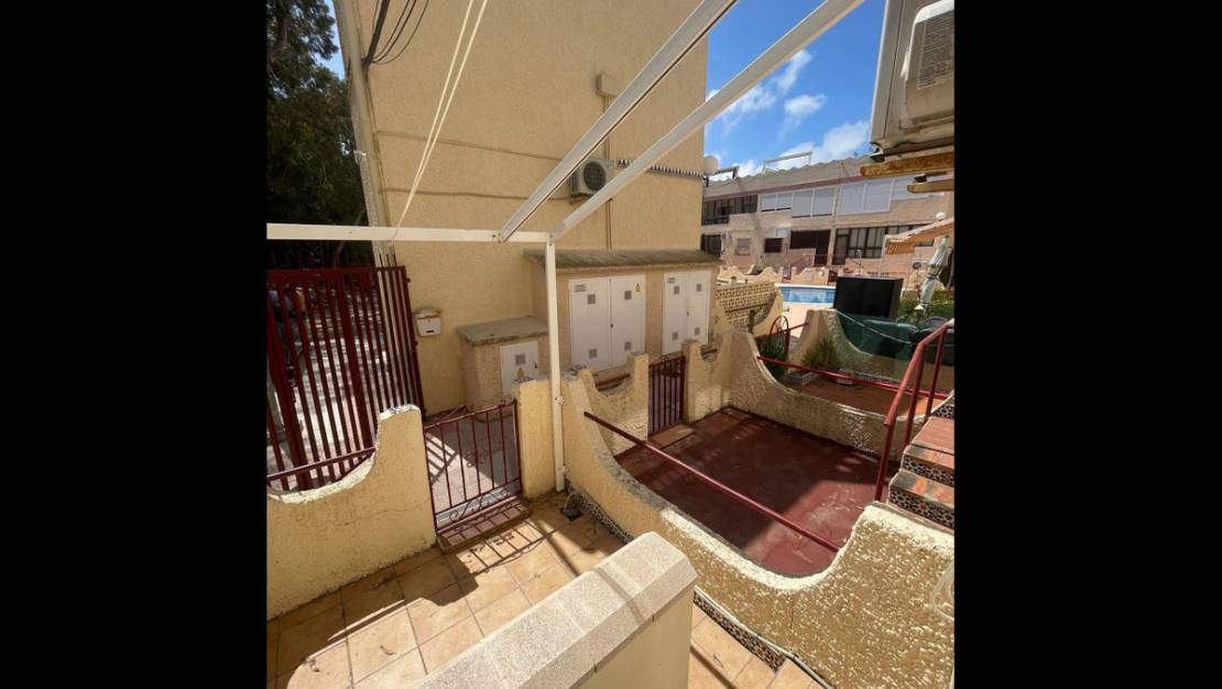 Sale - Villa - Guardamar del Segura - Guardamar del Segura Centro