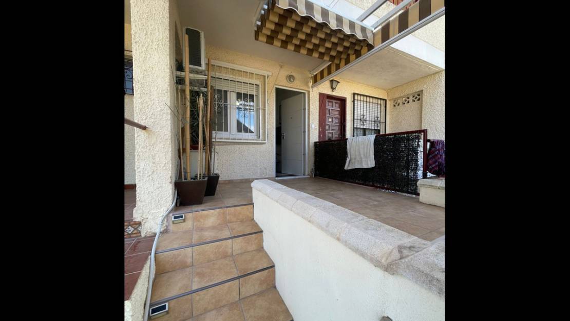 Sale - Villa - Guardamar del Segura - Guardamar del Segura Centro