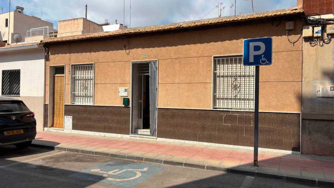 Sale - Villa - Guardamar del Segura - Guardamar del Segura Centro