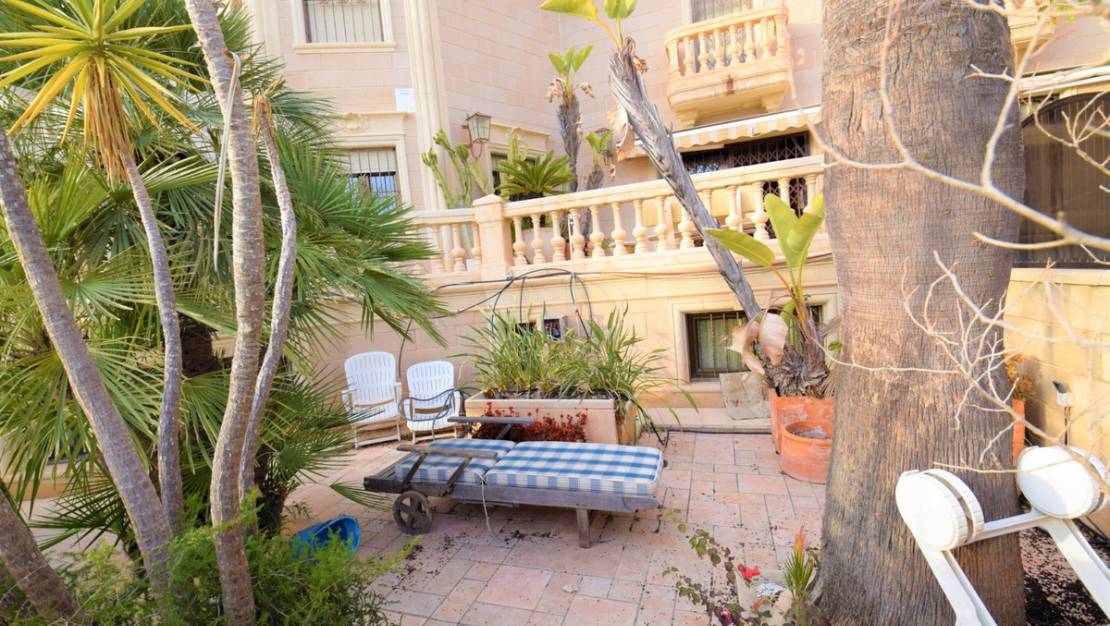 Sale - Villa - Guardamar del Segura - Guardamar del Segura Centro