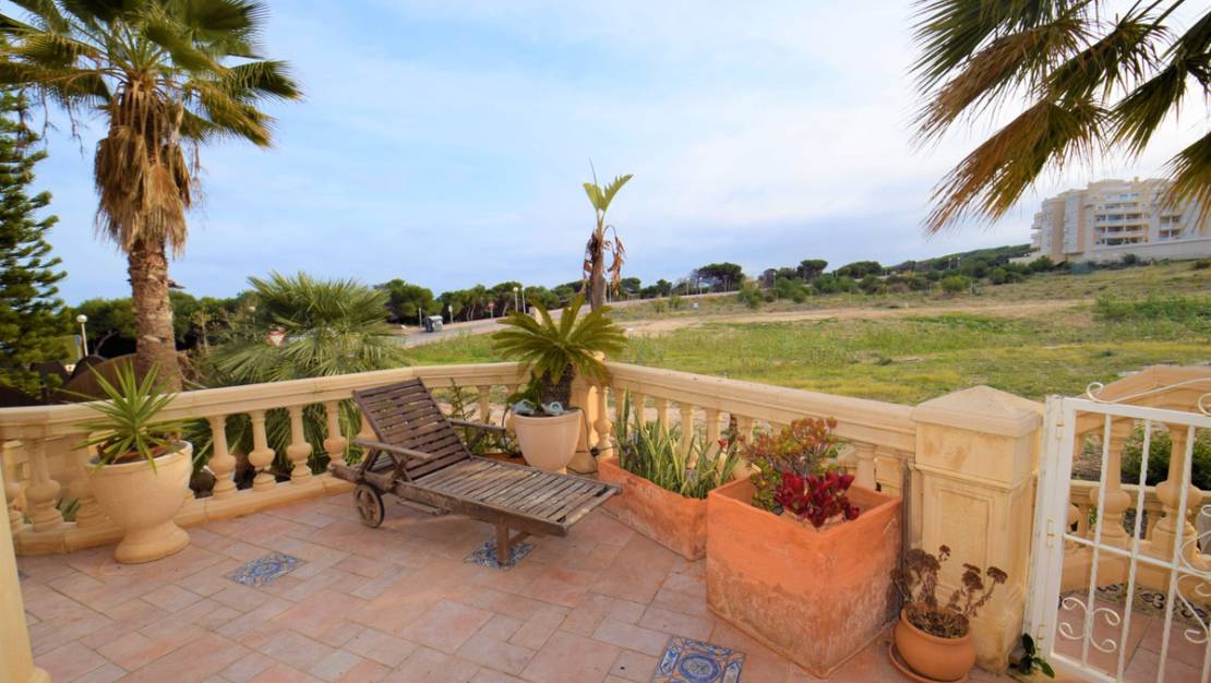 Sale - Villa - Guardamar del Segura - Guardamar del Segura Centro