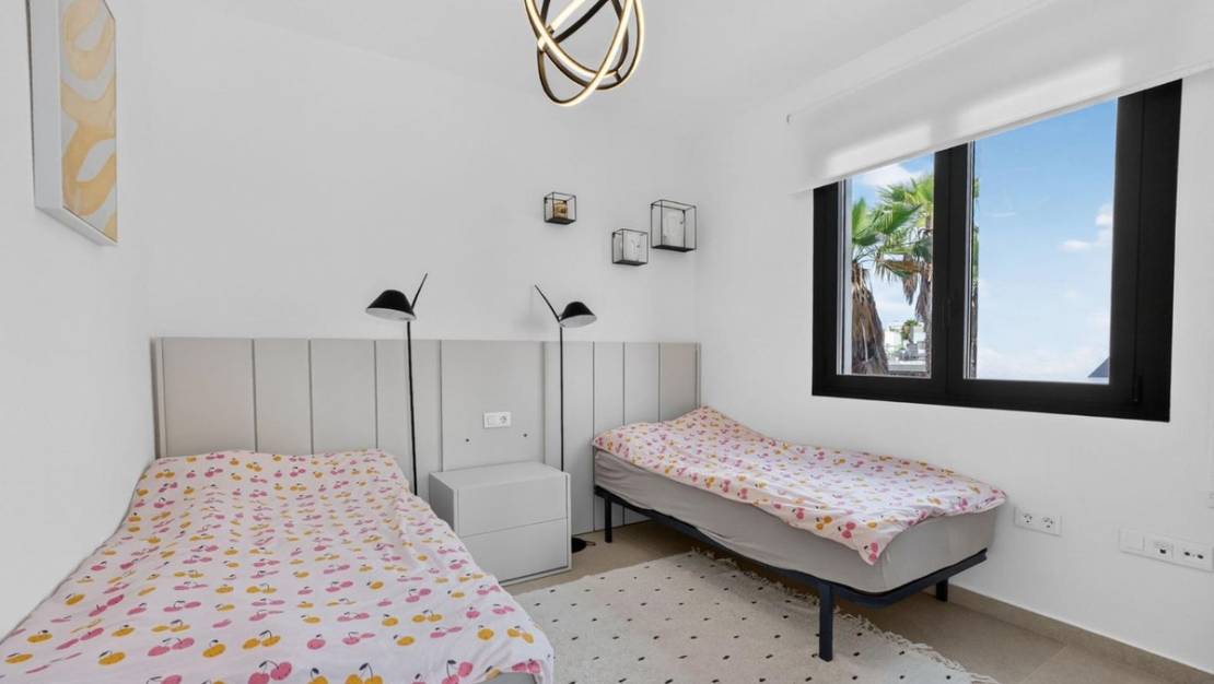 Sale - Villa - Guardamar del Segura - Guardamar del Segura Centro