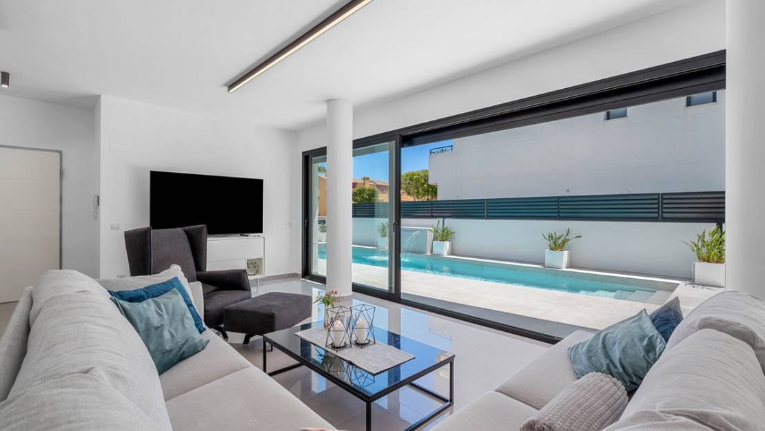 Sale - Villa - Guardamar del Segura - Guardamar del Segura Centro
