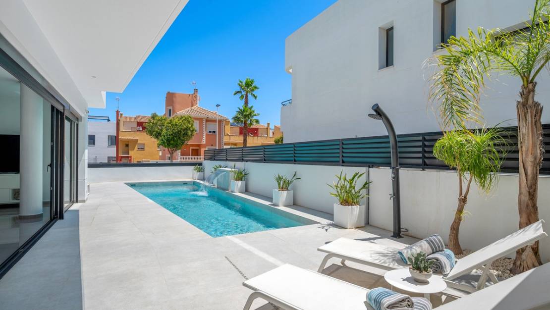 Sale - Villa - Guardamar del Segura - Guardamar del Segura Centro