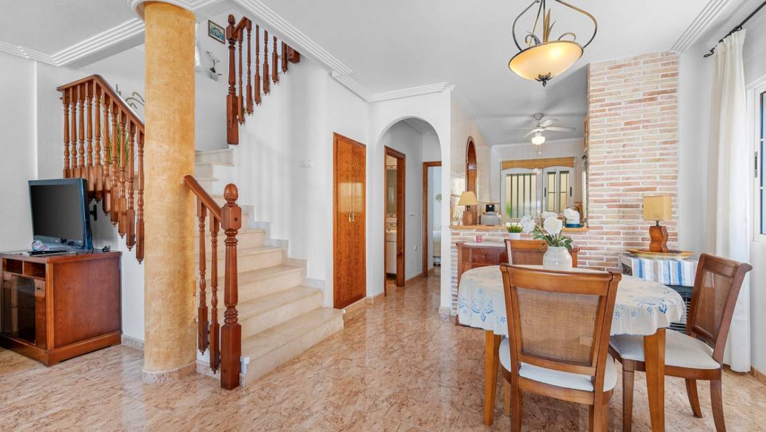Sale - Villa - Guardamar del Segura - Guardamar del Segura Centro