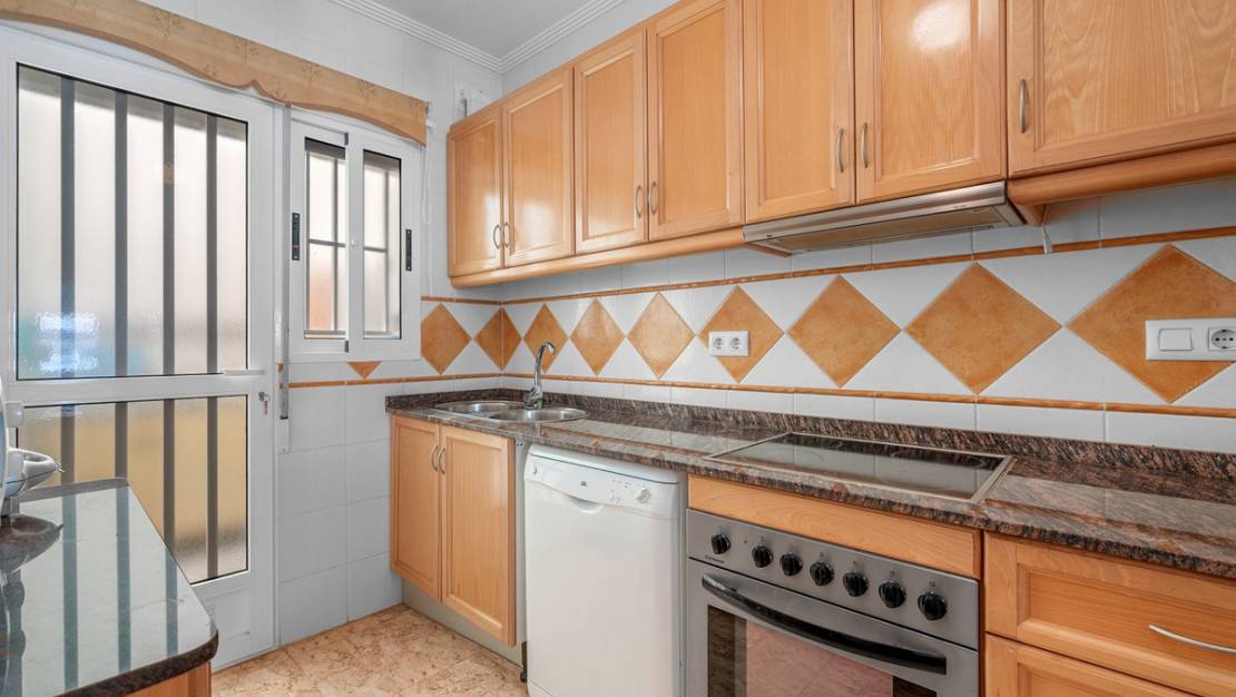 Sale - Villa - Guardamar del Segura - Guardamar del Segura Centro