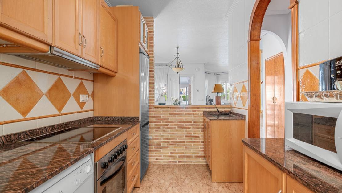 Sale - Villa - Guardamar del Segura - Guardamar del Segura Centro