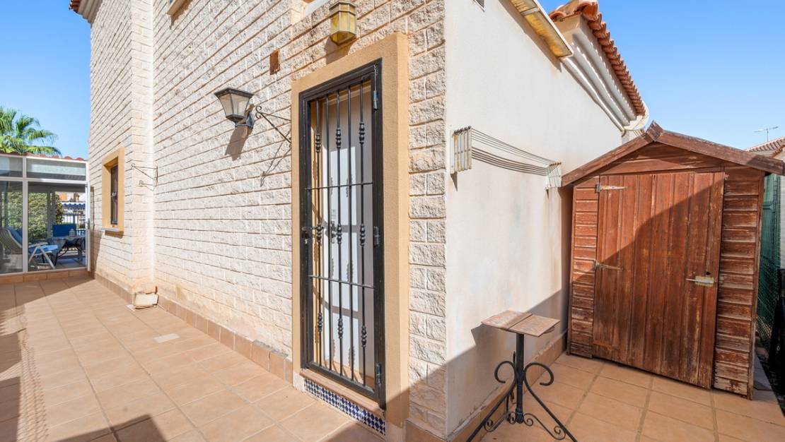 Sale - Villa - Guardamar del Segura - Guardamar del Segura Centro
