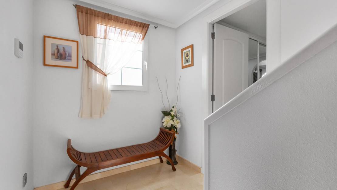 Sale - Villa - Guardamar del Segura - Urbanización El Raso