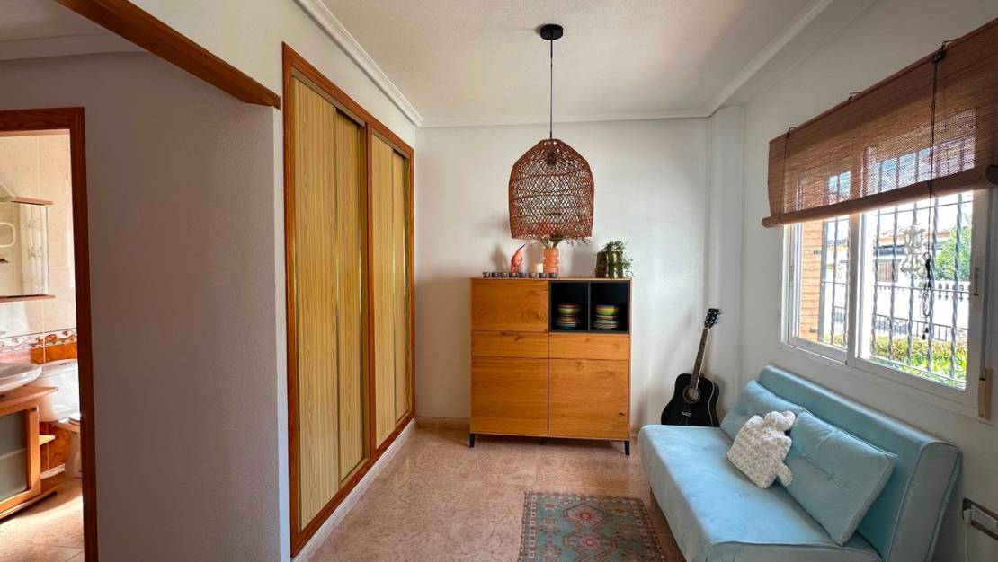 Sale - Villa - Guardamar del Segura - Urbanización El Raso