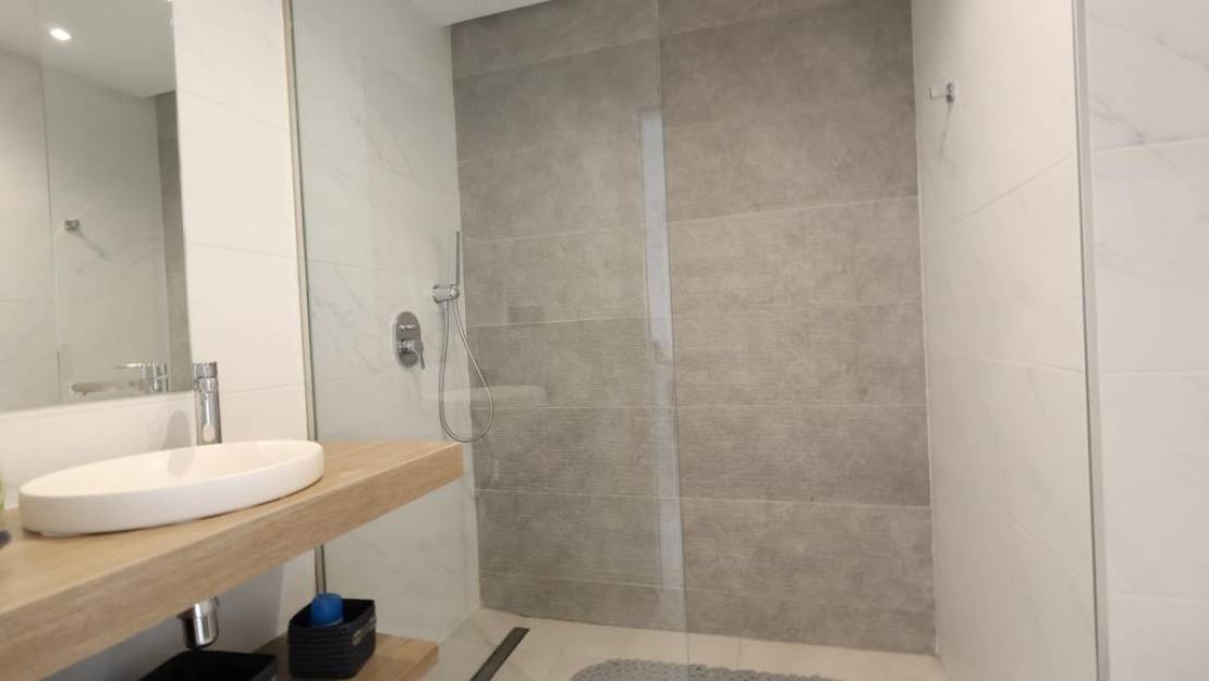 Sale - Villa - Guardamar del Segura - Urbanización El Raso