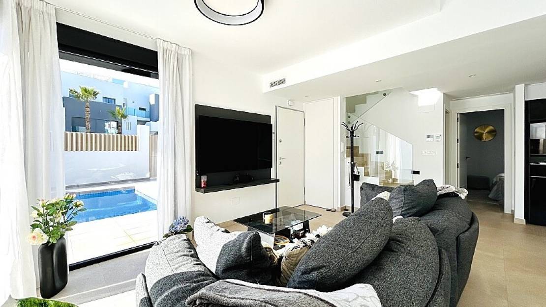 Sale - Villa - Guardamar del Segura - Urbanización El Raso