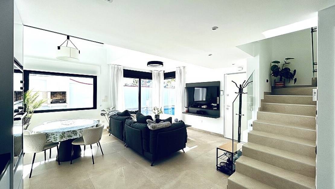 Sale - Villa - Guardamar del Segura - Urbanización El Raso