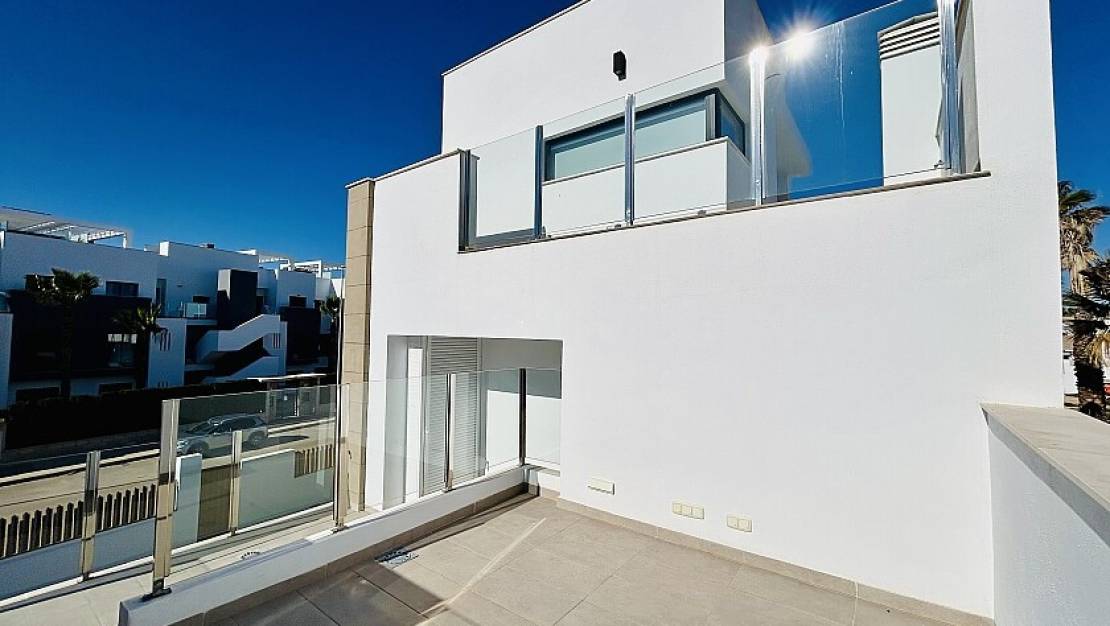 Sale - Villa - Guardamar del Segura - Urbanización El Raso