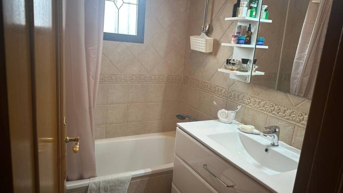 Sale - Villa - Hondón de las Nieves - Hondón de las Nieves Centro