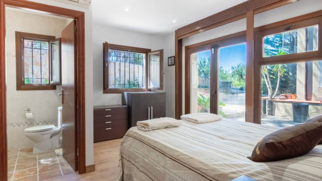 Sale - Villa - Ibi