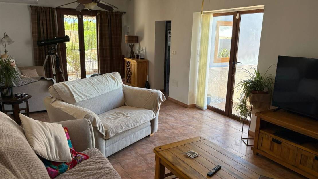 Sale - Villa - Jacarilla