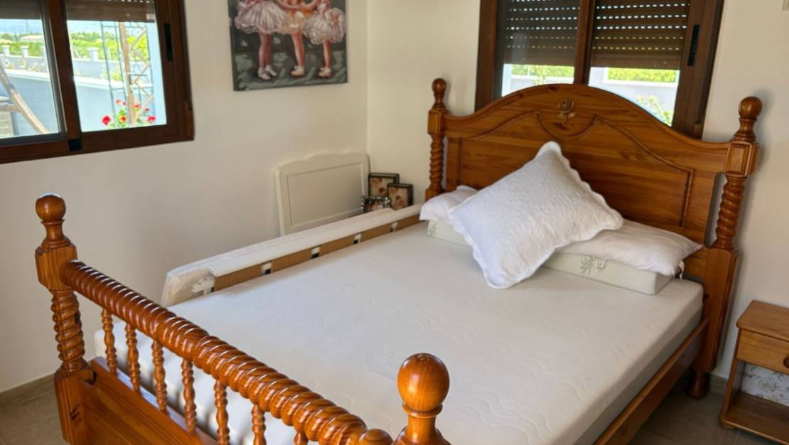 Sale - Villa - Jacarilla