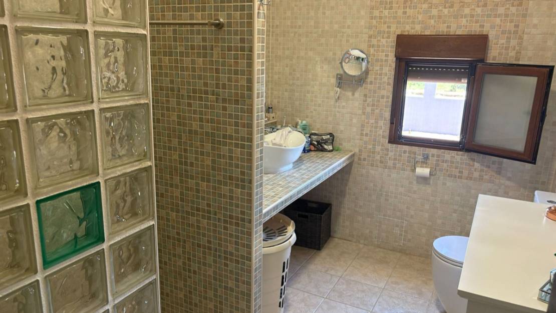 Sale - Villa - Jacarilla