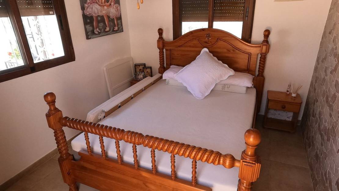 Sale - Villa - Jacarilla