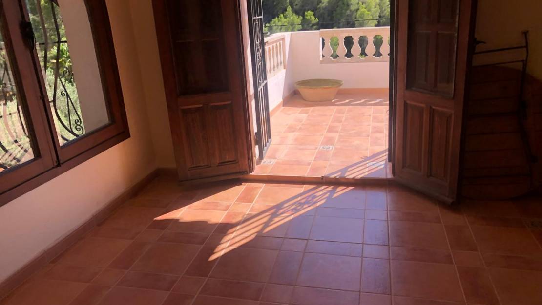 Sale - Villa - Jalón