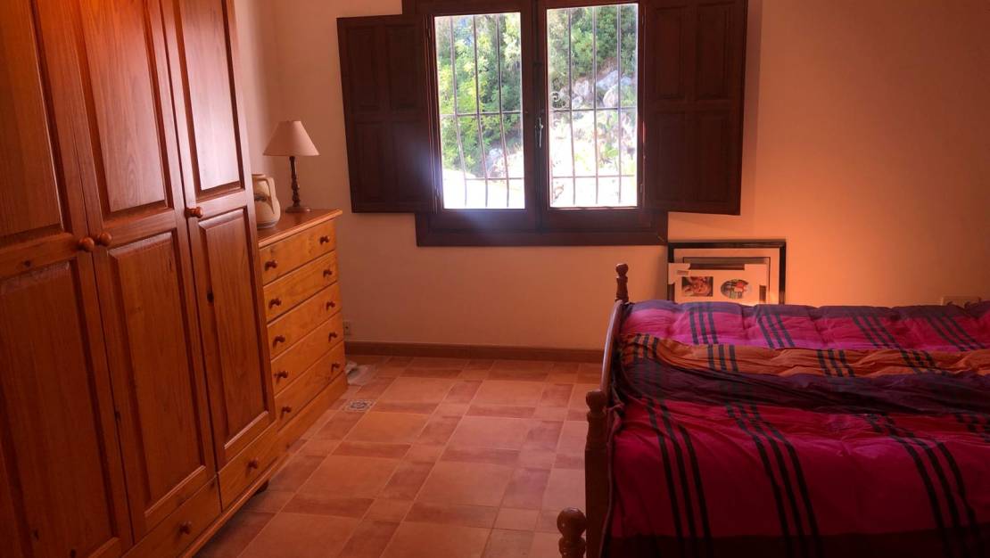 Sale - Villa - Jalón