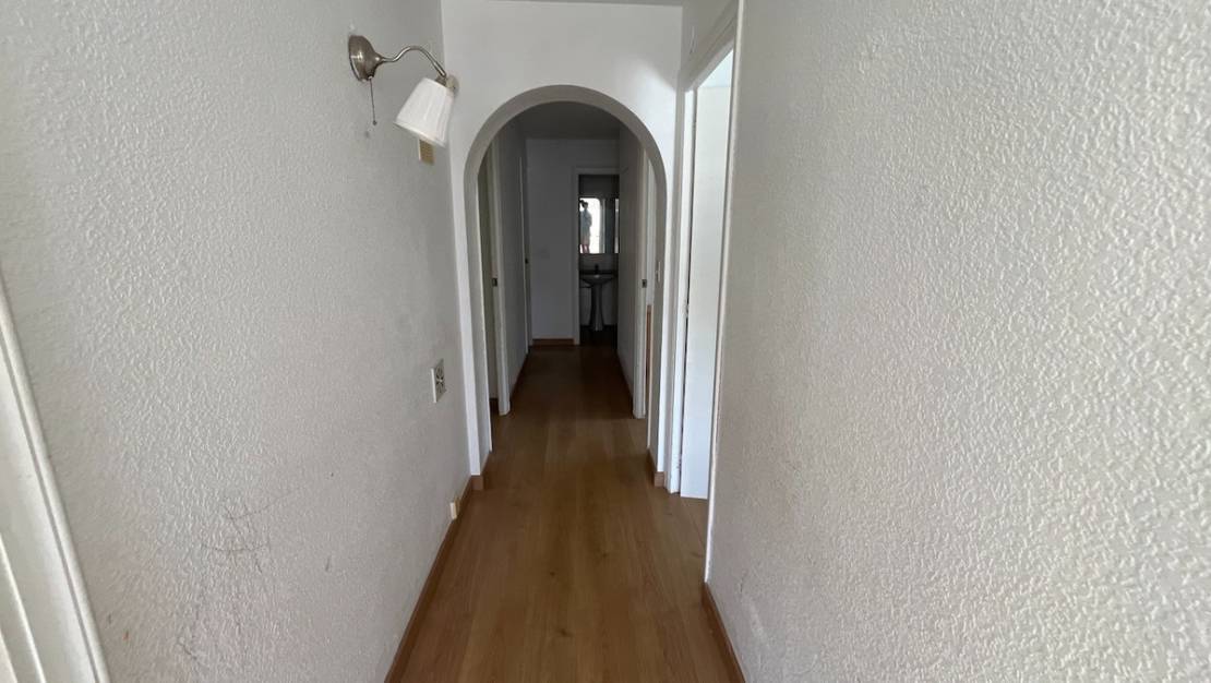 Sale - Villa - L'Alfás del Pi - Albir