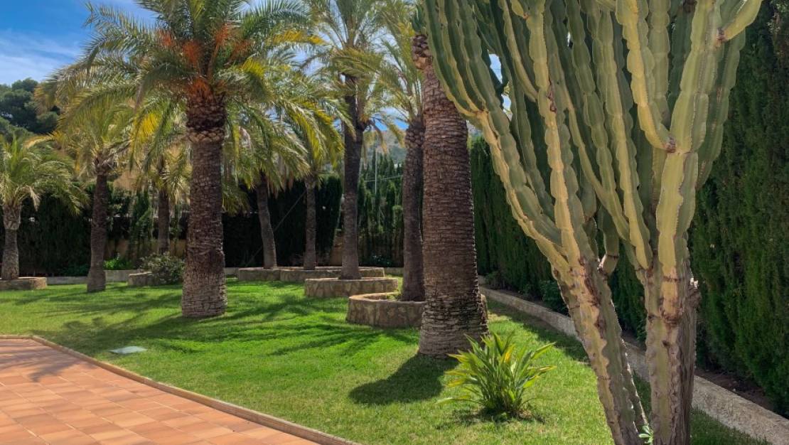 Sale - Villa - L'Alfás del Pi - Albir