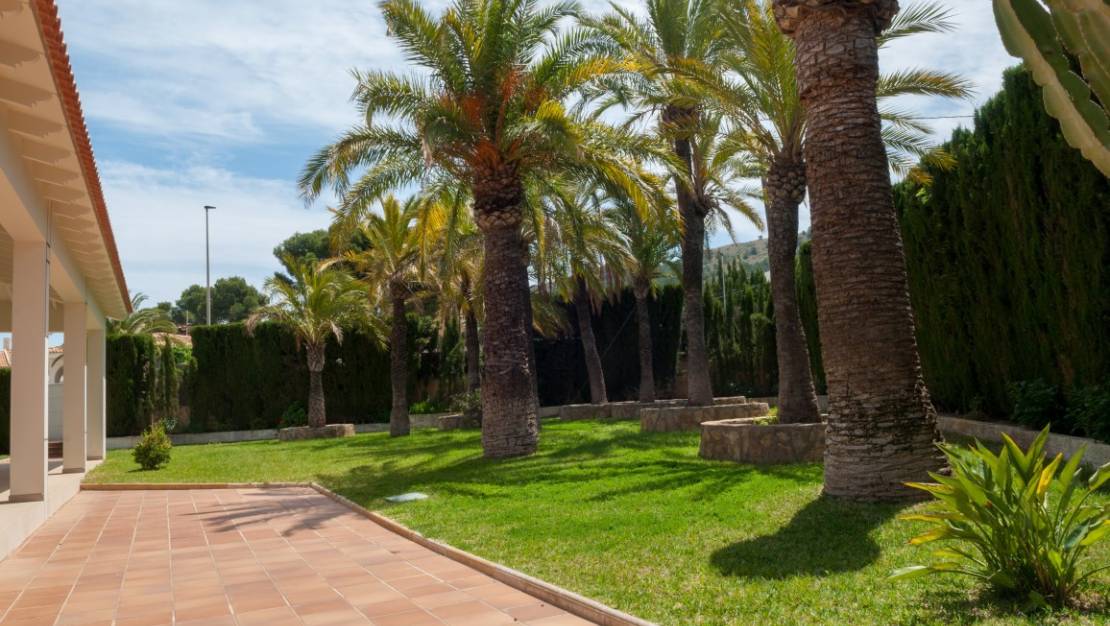 Sale - Villa - L'Alfás del Pi - Albir