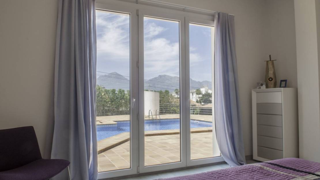 Sale - Villa - L'Alfás del Pi - Albir