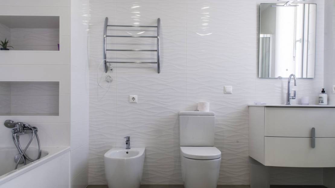 Sale - Villa - L'Alfás del Pi - Albir