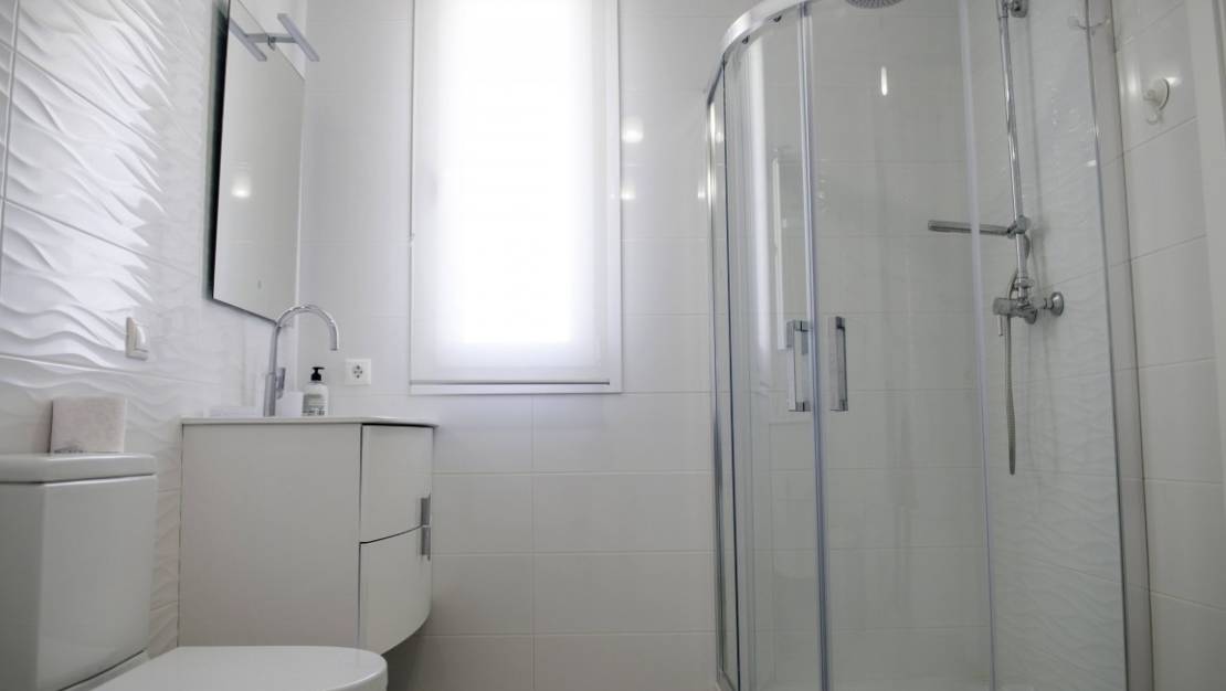 Sale - Villa - L'Alfás del Pi - Albir