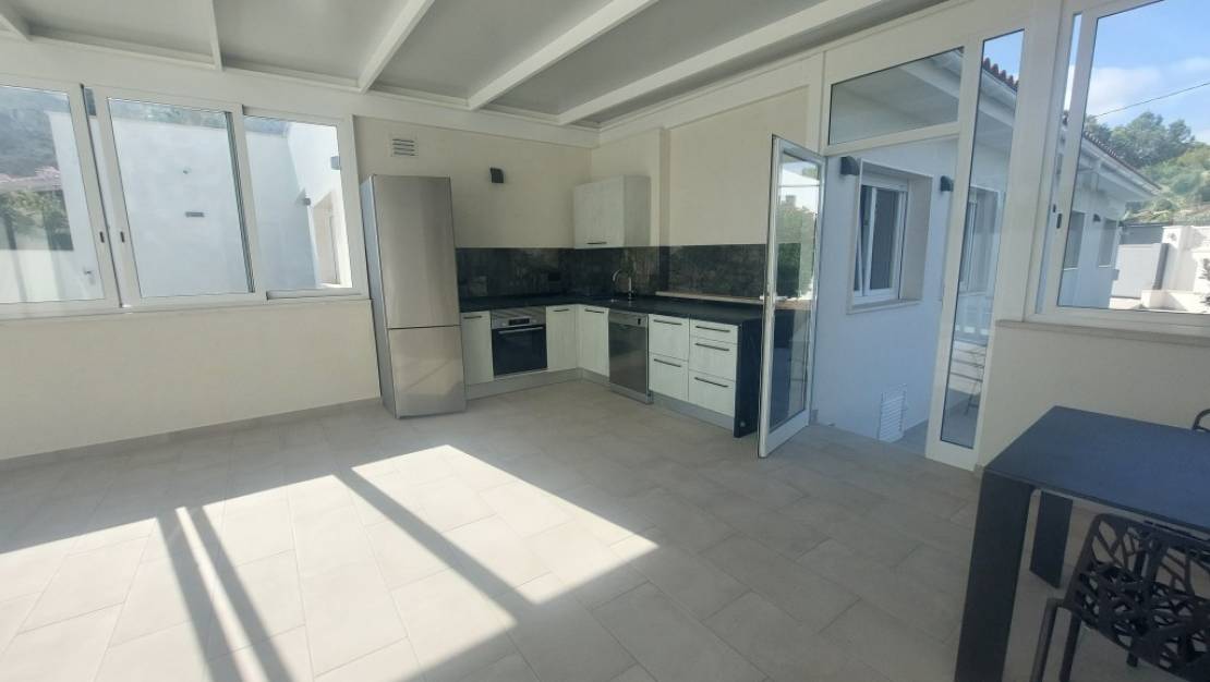 Sale - Villa - L'Alfás del Pi - Albir