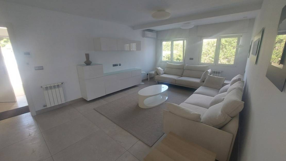 Sale - Villa - L'Alfás del Pi - Albir