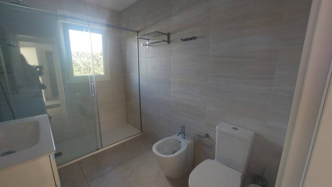 Sale - Villa - L'Alfás del Pi - Albir