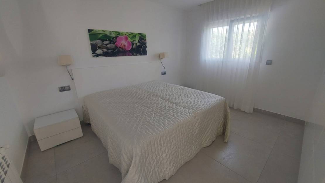 Sale - Villa - L'Alfás del Pi - Albir