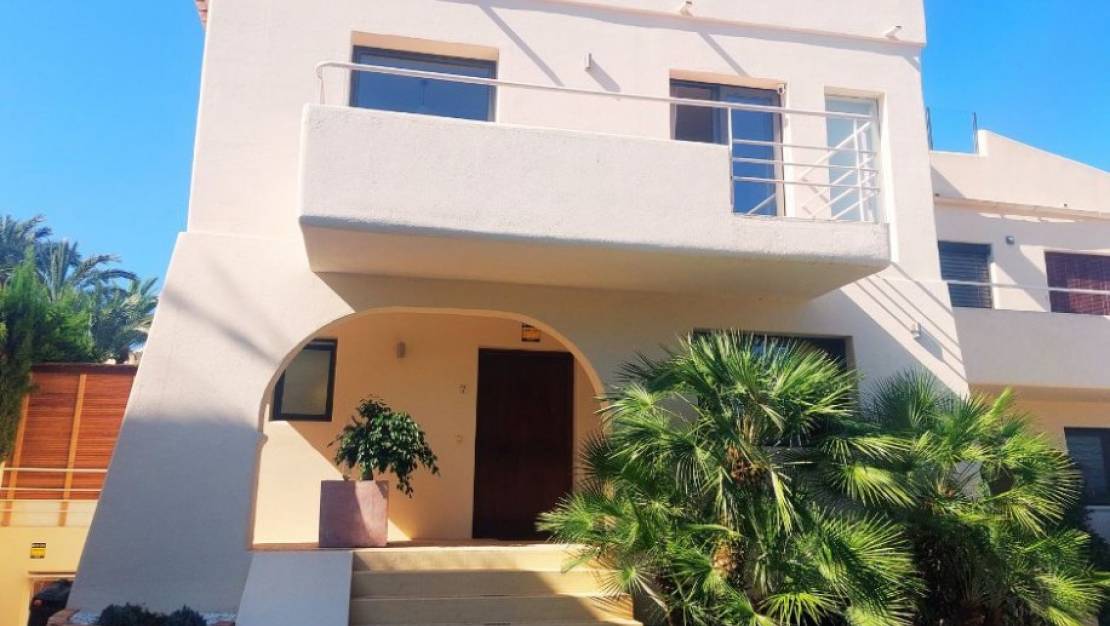 Sale - Villa - L'Alfás del Pi - Albir
