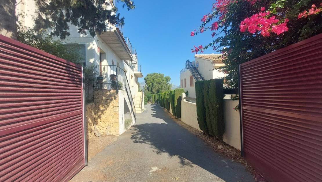 Sale - Villa - L'Alfás del Pi - Albir