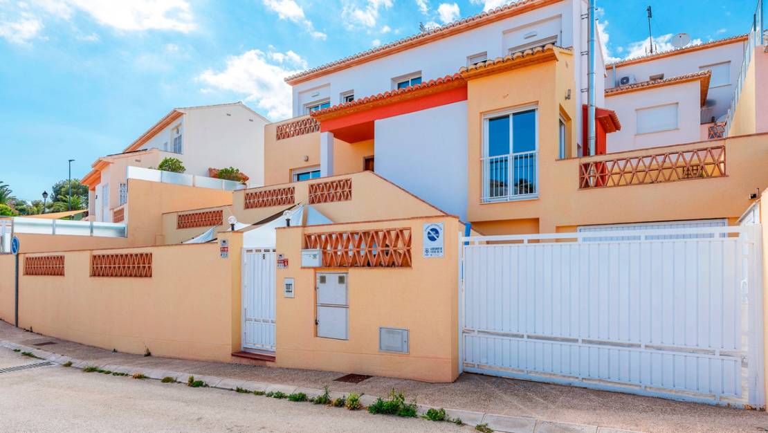 Sale - Villa - L'Alfás del Pi - L'Alfás del Pi Centro