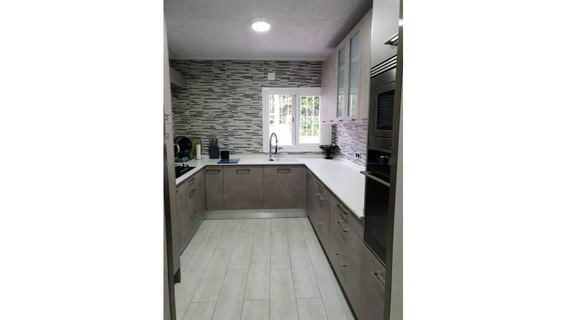 Sale - Villa - L'Alfás del Pi - L'Alfás del Pi Centro