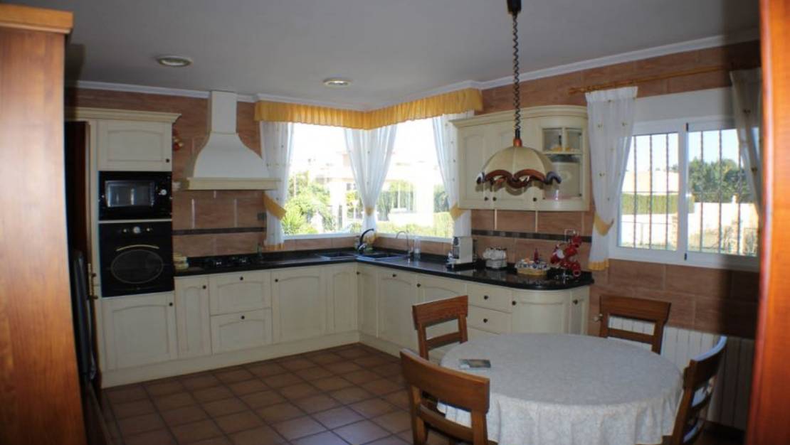 Sale - Villa - L'Alfás del Pi - L'Alfás del Pi Centro