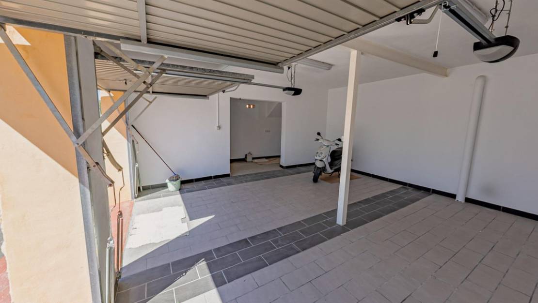 Sale - Villa - L'Alfás del Pi - L'Alfás del Pi Centro