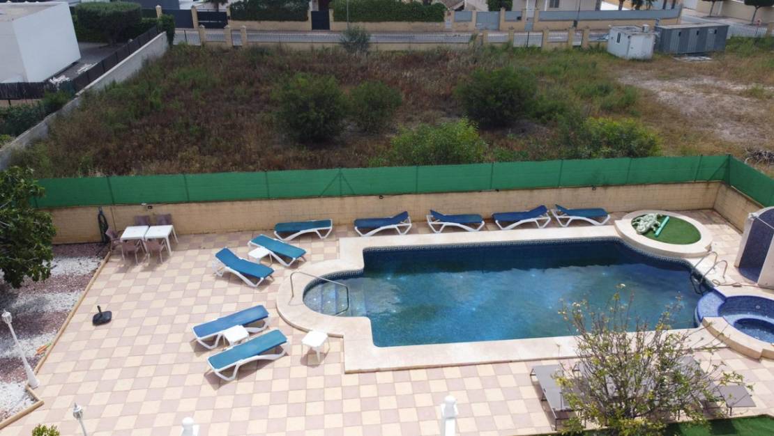 Sale - Villa - L'Alfás del Pi - L'Alfás del Pi Centro