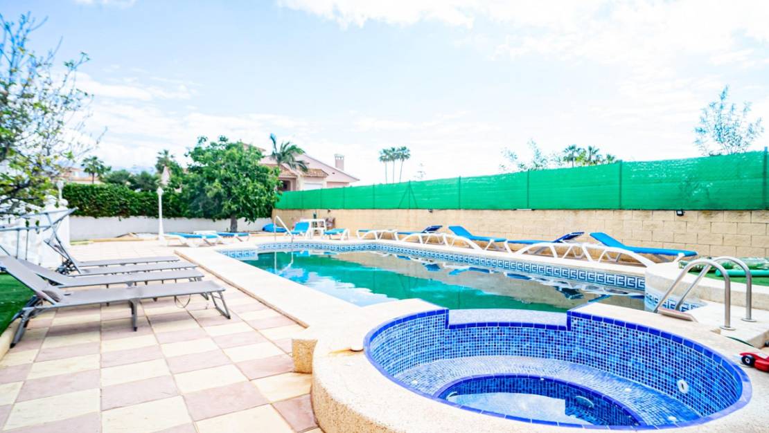 Sale - Villa - L'Alfás del Pi - L'Alfás del Pi Centro