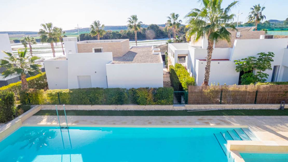 Sale - Villa - La Finca Golf and Spa Resort - Algorfa