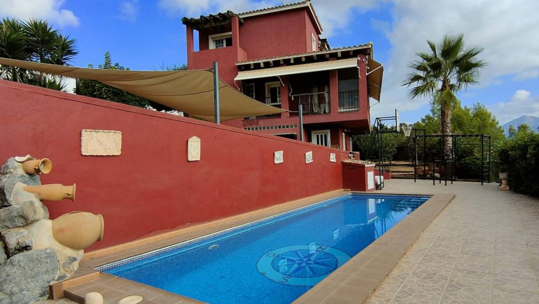 Sale - Villa - La Nucía - La Nucia Centro